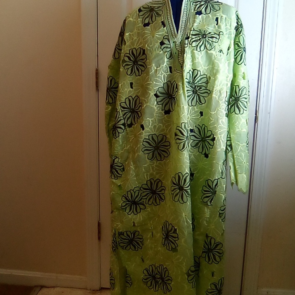 DRESS HANDMADE - Picture 3 of 10